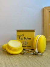 Cargar imagen en el visor de la galería, Lily & Fern Macaroon Lip Balm