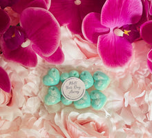 Cargar imagen en el visor de la galería, Corazones de burbujas midi, paquete de 8