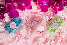 Cargar imagen en el visor de la galería, Corazones de burbujas midi, paquete de 8