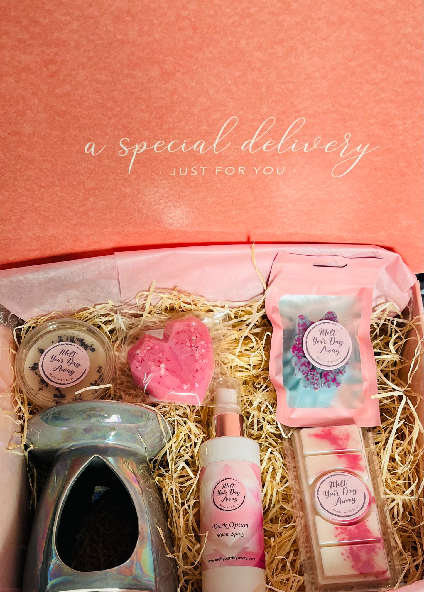 Deluxe Gift Box "Special Delivery Just For You"