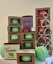 Cargar imagen en el visor de la galería, Lily &amp; Fern Macaroon Lip Balm
