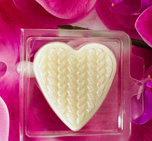 Load image into Gallery viewer, Individual Heart Soy Wax Melts
