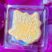 Cargar imagen en el visor de la galería, Hello Autumn Individual Soy Melts
