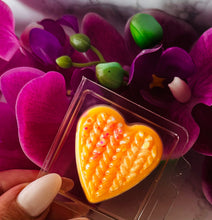 Load image into Gallery viewer, Individual Heart Soy Wax Melts
