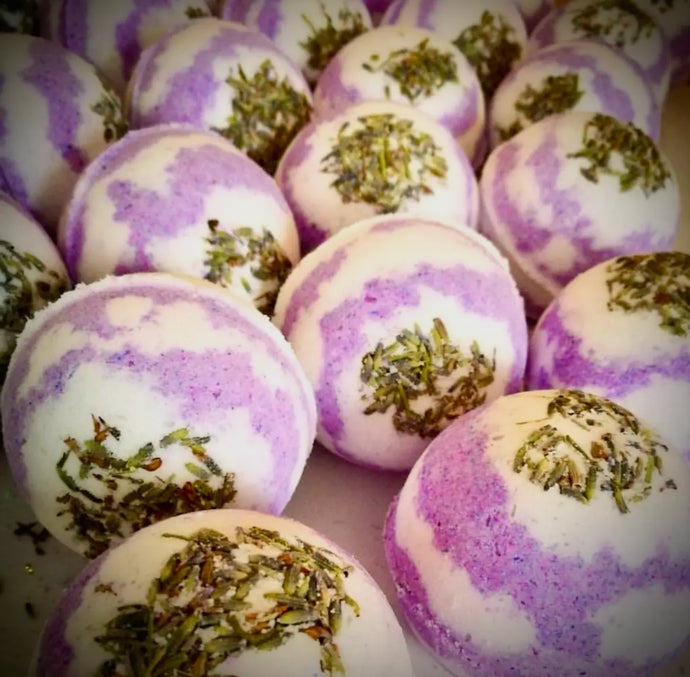 Essential Oil Bath Bombs