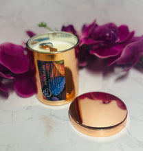 Cargar imagen en el visor de la galería, Hello Autumn 🍂 Velvet Plum &amp; Golden Embers Soy Candle
