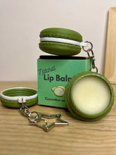 Cargar imagen en el visor de la galería, Lily &amp; Fern Macaroon Lip Balm
